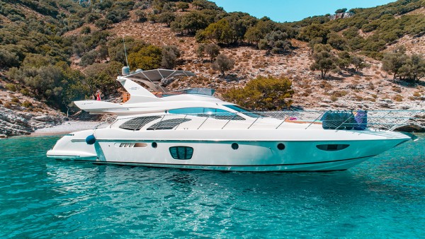 Моторная яхта Azimut 62 Fly VIP
