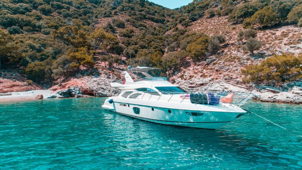 Моторная яхта Azimut 62 Fly VIP