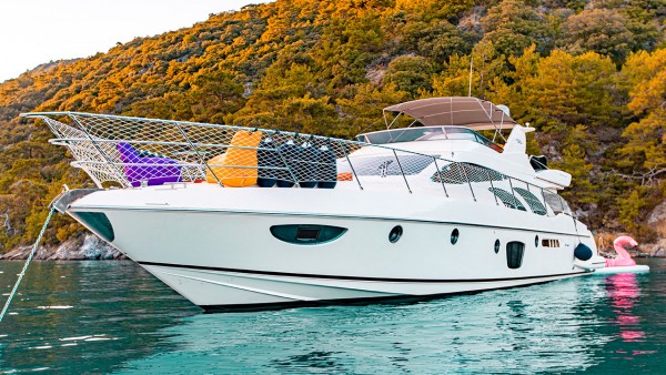 Моторная яхта Azimut 62 Fly VIP
