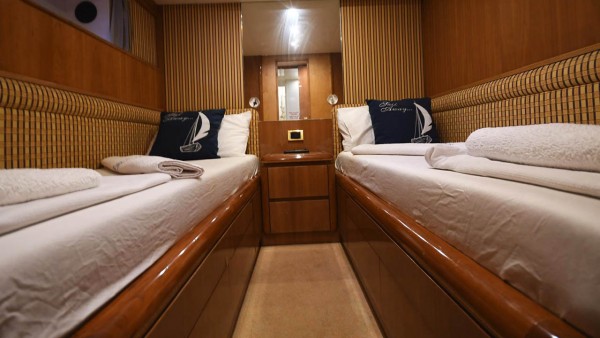 Моторная яхта Azimut 65 Gokce