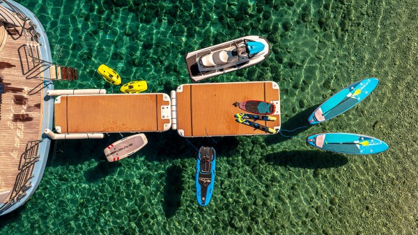 Моторная яхта M/Y Freedom